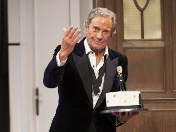 Arturo Fern&aacute;ndez