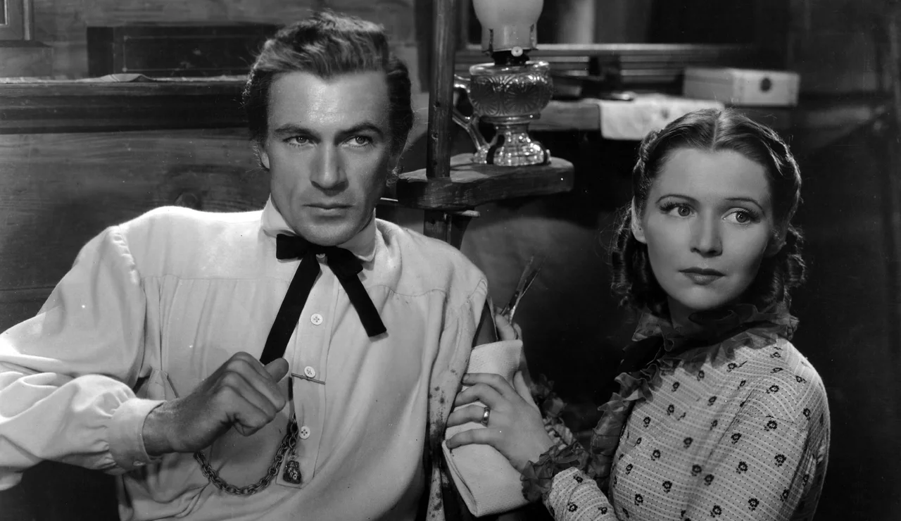 Gary Cooper y Jean Arthur en The Plainsman