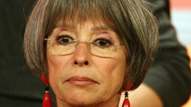 Barbie dedica una muñeca a Rita Moreno para homenajearla por sus 93 años