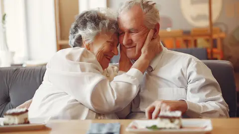 Pareja de ancianos Pareja de ancianos