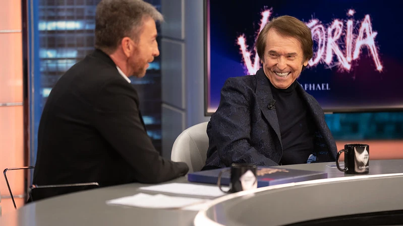 Raphael le pide más marcha a Pablo López en su próximo trabajo: "He llegado a grabar un disco en un día" Raphael le pide más marcha a Pablo López en su próximo trabajo: "He llegado a grabar un disco en un día"
