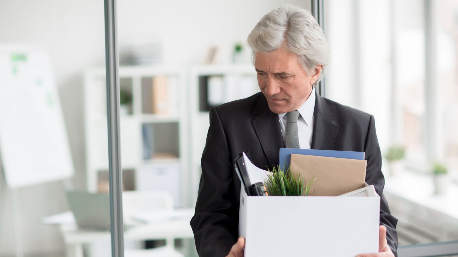 Una sentencia del Supremo avala que los trabajadores mayores de 60 cobren peores indemnizaciones por despido