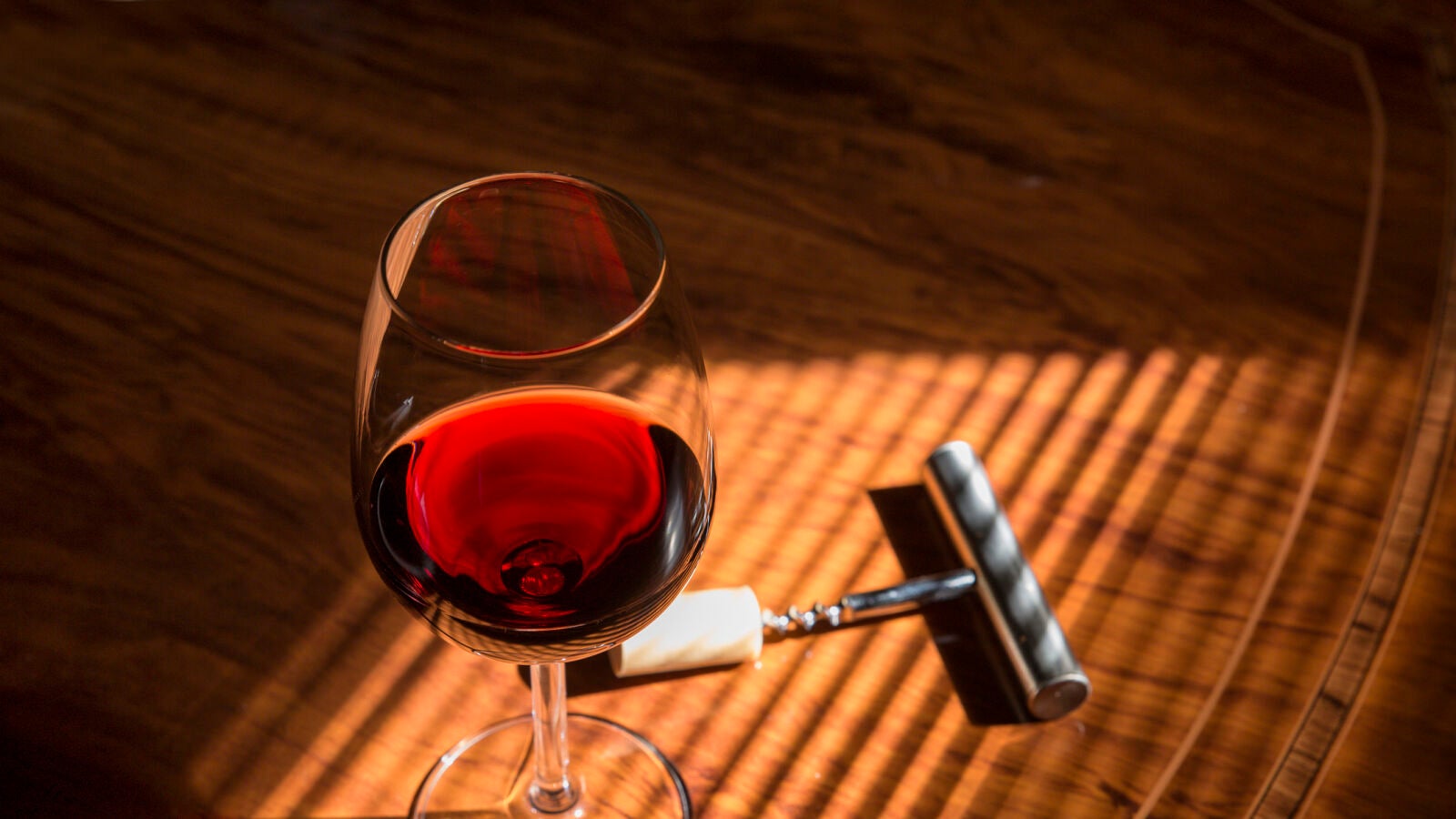 Los mejores vinos tintos de supermercado según la OCU