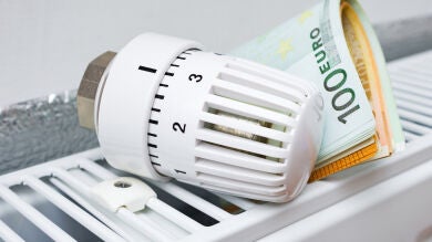 Las ayudas del Gobierno para ahorrar luz y gas y que quizá no conocías 