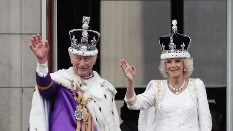 El rey Carlos III y la reina Camila de Reino Unido El rey Carlos III y la reina Camila de Reino Unido