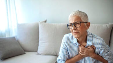 Las mujeres son más propensas que los hombres a morir después de un infarto 