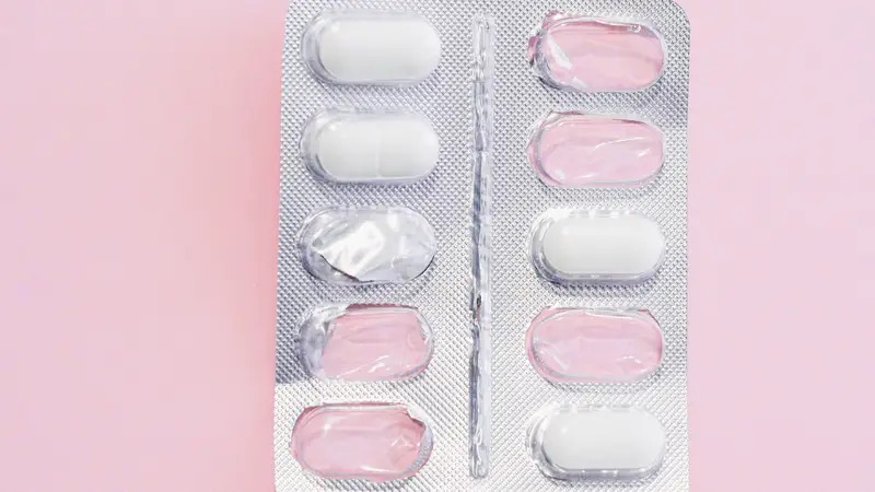 La OCU pide a Sanidad que investigue el aumento de efectos adversos asociados a autoconsumo de ibuprofeno