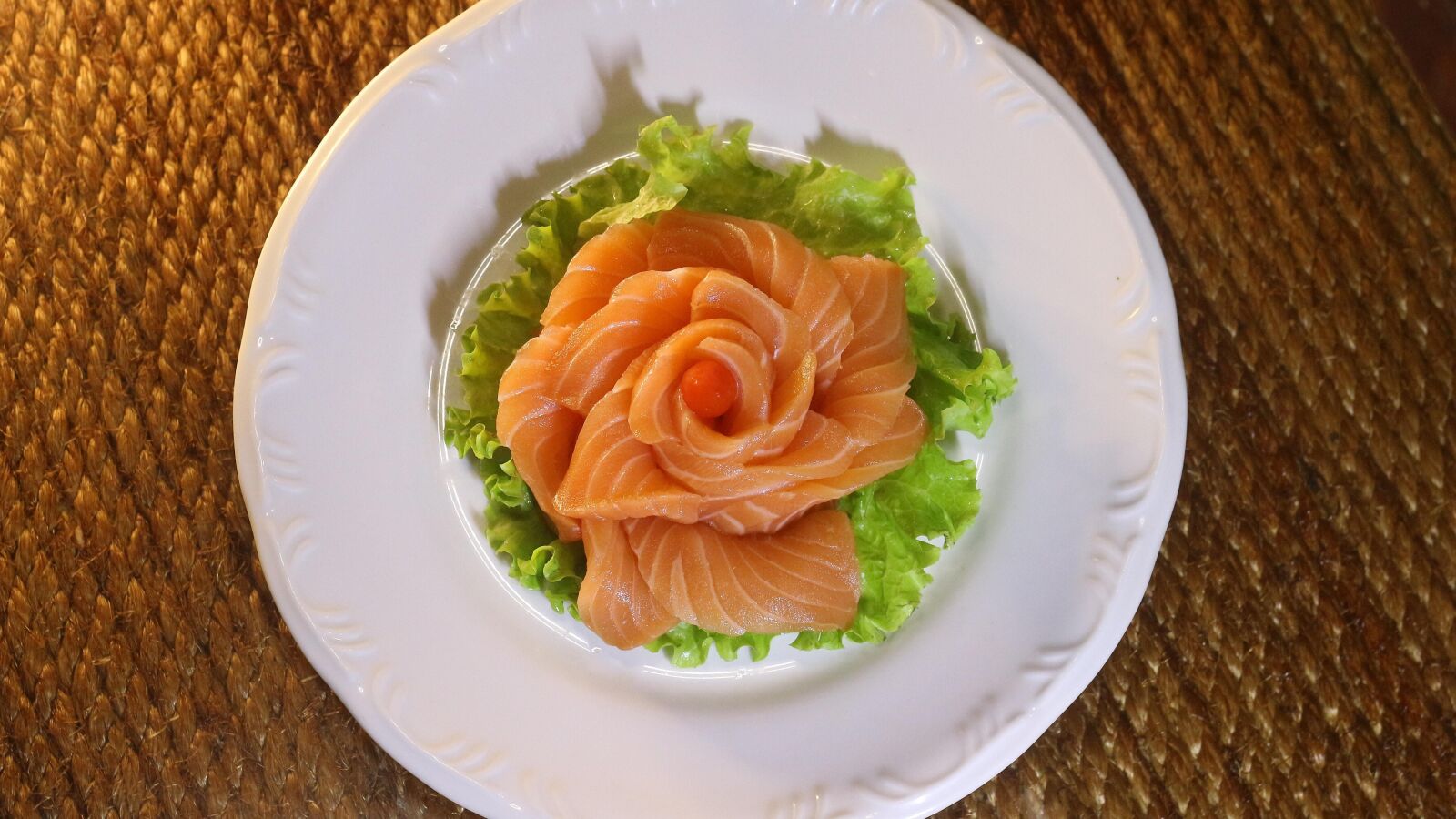 Naranjas, brócoli o salmón: estos son los alimentos que evitan problemas circulatorios en la vejez
