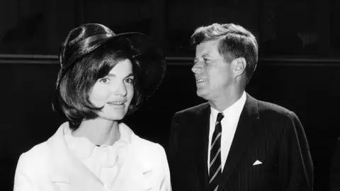 Jackie Kennedy con su esposo el presidente de los Estados Unidos John F. Kennedy Jackie Kennedy con su esposo el presidente de los Estados Unidos John F. Kennedy
