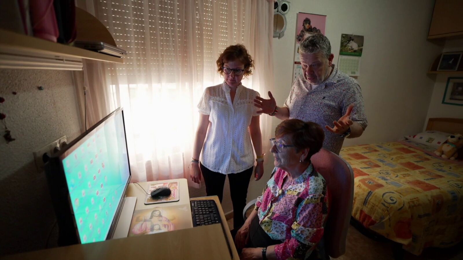 Qué es la brecha digital y por qué perjudica tanto a algunas personas mayores