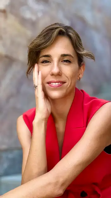 Vânia de la Fuente-Núñez  Vânia de la Fuente-Núñez