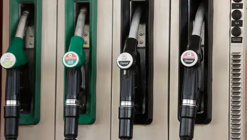 La gasolina llega al máximo anual tras doce semanas al alza y se encarece un 8,35% en lo que va de año
