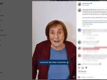 &Aacute;ngela de 97 a&ntilde;os cumple su sue&ntilde;o de viajar a Canarias gracias a Adopta a un abuelo