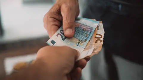 Dinero Dinero