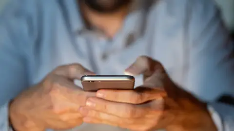 Cómo saber si han hackeado tu teléfono móvil Cómo saber si han hackeado tu teléfono móvil