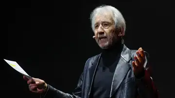 El actor José Sacristán durante el homenaje a María Dolores Pradera El actor José Sacristán durante el homenaje a María Dolores Pradera