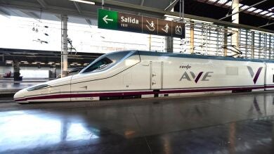 Renfe lanza una oferta con un 30% de descuento en la Tarjeta Dorada para los mayores de 60