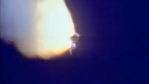 Transbordador Challenger explota Transbordador Challenger explota