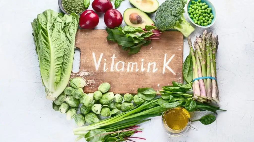 La importancia de la vitamina K para un envejecimiento saludable 