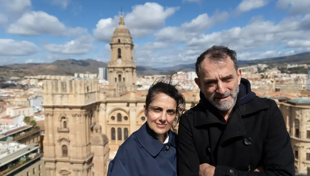 El productor Chema de la Peña y Blanca Torres, directora de 'Marisol, llámame Pepa' que se presenta hoy durante el 27 Festival de Málaga