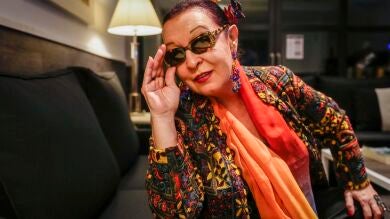 Más que peinetas y gafas de sol: Martirio cumple 70 años como pionera de la copla moderna