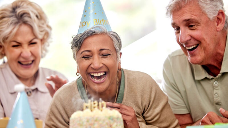 La esperanza de vida mundial ha aumentado 6,2 años desde 1990