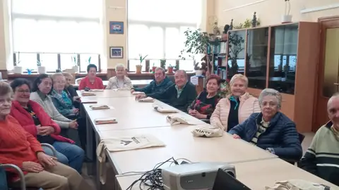 Participantes del programa de Barrueldo de Santullán Participantes del programa de Barrueldo de Santullán