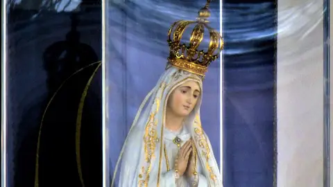 Virgen María de Fátima Virgen María de Fátima