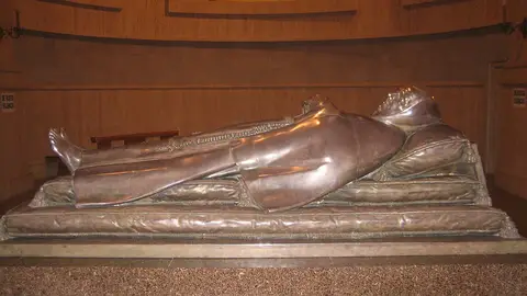 Sepulcro de San Pascual Baylón, en Villarreal. Sepulcro de San Pascual Baylón, en Villarreal.