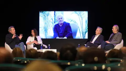 Miguel Ríos, Ana Belén, Victor Manuel (video conferencia), Iñaki Gabilondo y Joan Manuel Serrat Miguel Ríos, Ana Belén, Victor Manuel (video conferencia), Iñaki Gabilondo y Joan Manuel Serrat