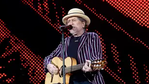 El cantante Joaquín Sabina durante una actuación en la Maestranza de Sevilla