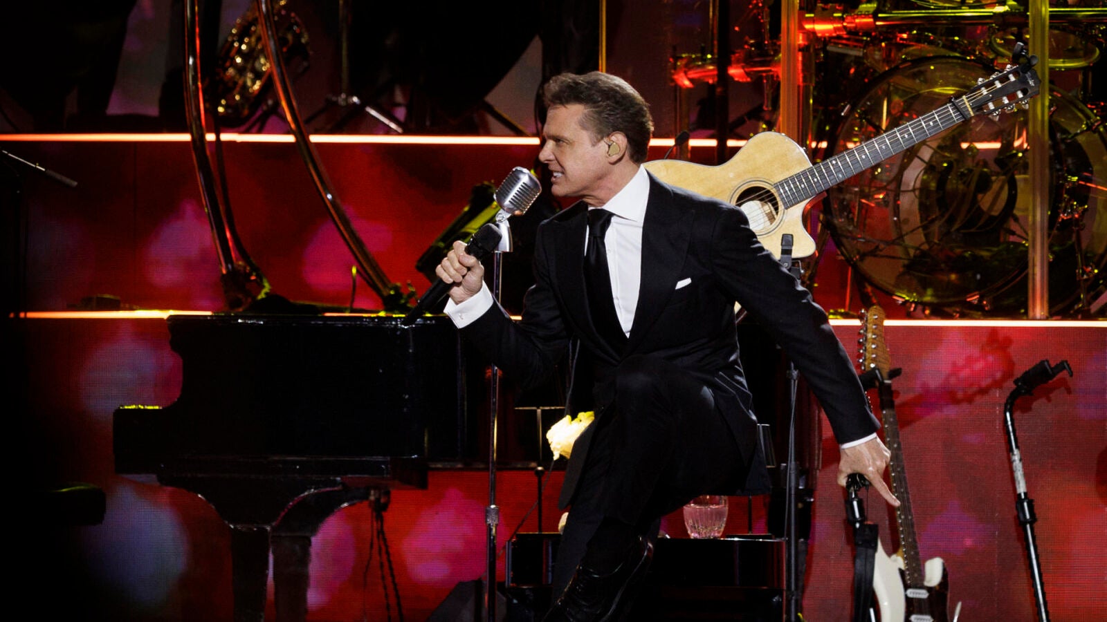 Luis Miguel seduce a Pamplona con El Sol de México