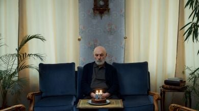 Madrid reforzará la atención psicológica y educativa a personas mayores con soledad o maltrato