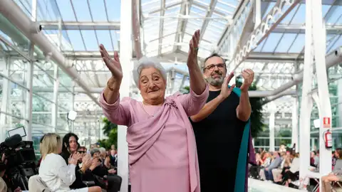 Desfile de moda y cultura contra el edadismo Desfile de moda y cultura contra el edadismo