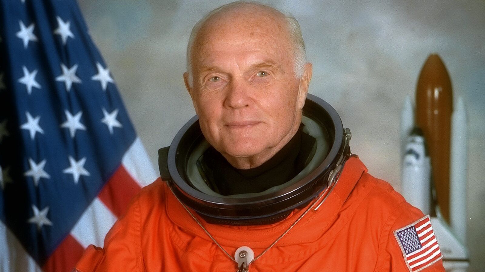 John Glenn se convirtió con 77 años en la persona de mayor edad en viajar al espacio 