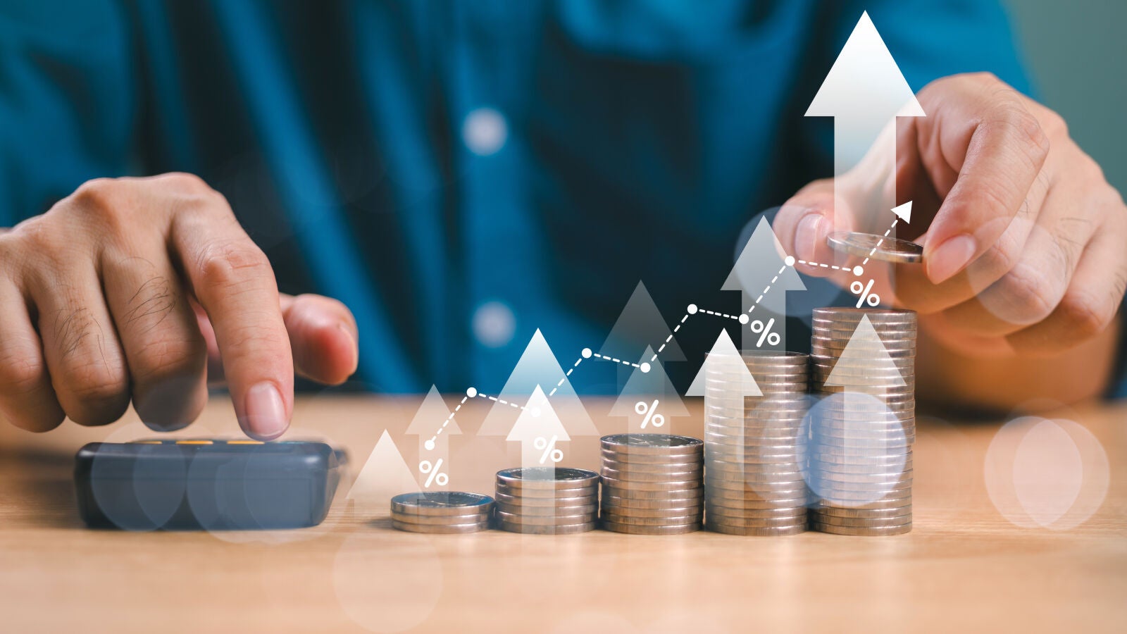 Las tarifas de telecos, luz, gas y los sellos, principales subidas en 2025