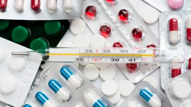 Una nueva investigación ofrece una forma simple de identificar medicamentos dañinos en adultos mayores con cáncer