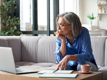 Mujer mayor trabajadora