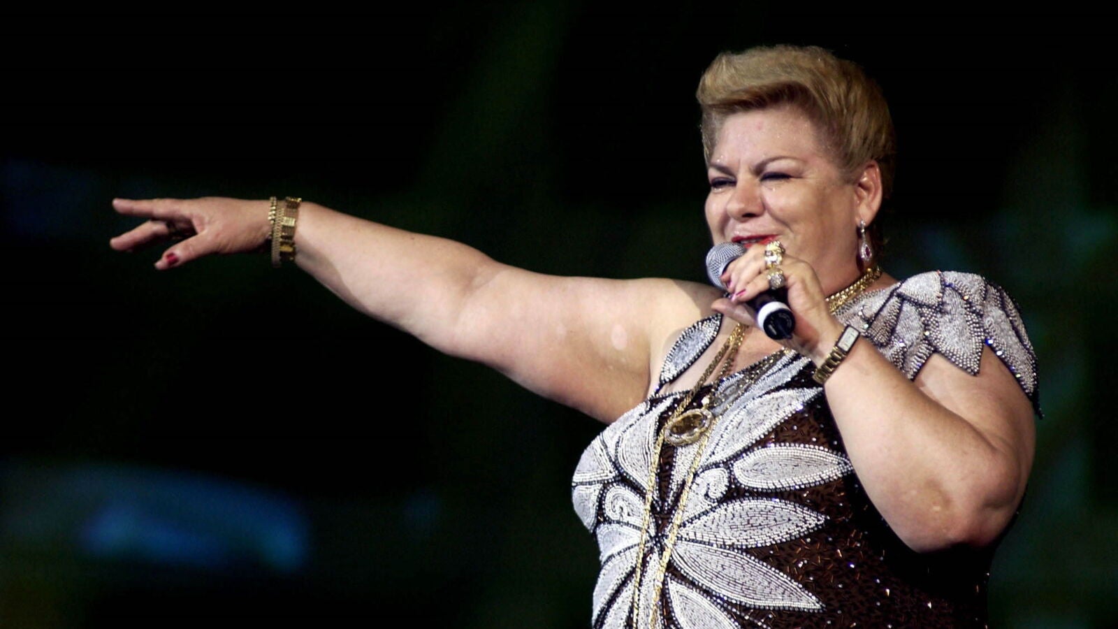 ¿A quién iba dedicada la canción Rata de dos patas de Paquita la del Barrio?