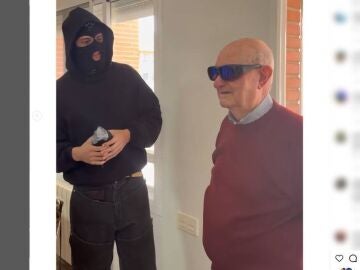 Consigue ver los colores tras 82 a&ntilde;os sufriendo daltonismo