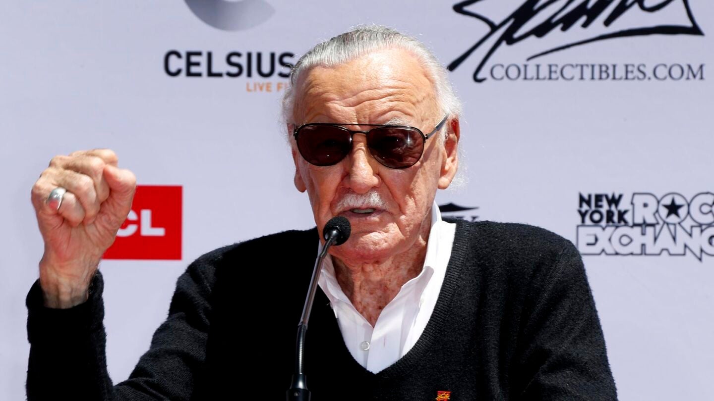Fotograf&iacute;a de archivo del creador de c&oacute;mics estadounidense Stan Lee