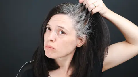 Mujer con canas Mujer con canas