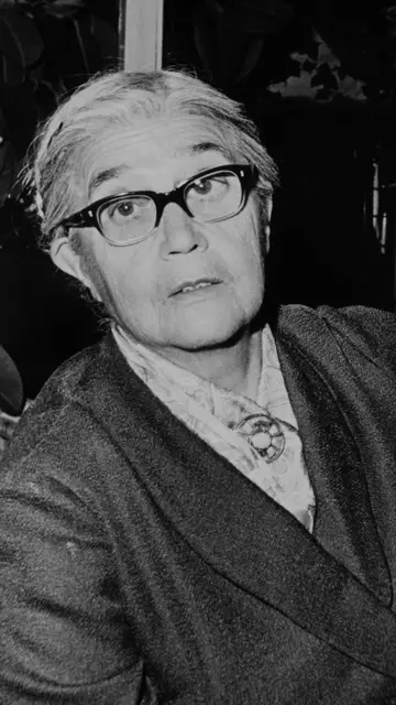 María Moliner María Moliner