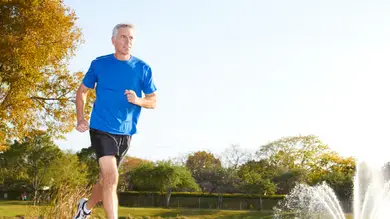 Aumentar la actividad física en la mediana edad podría proteger del Alzheimer Aumentar la actividad física en la mediana edad podría proteger del Alzheimer