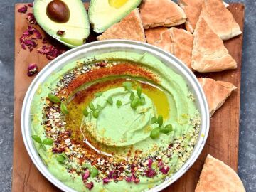 Hummus con Aguacate