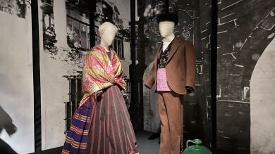 Raíces, muestra de indumentaria tradicional que celebra las tradiciones y la artesanía