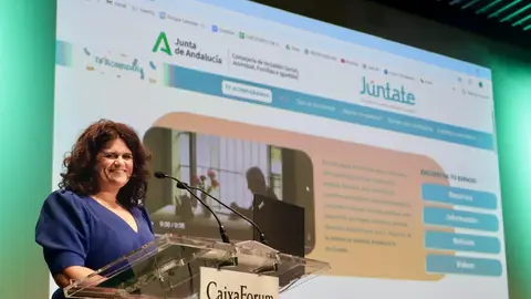 La secretaria general de Familias, Igualdad, Violencia de Género y Diversidad, Concha Cardesa, presenta 'Júntate'. La secretaria general de Familias, Igualdad, Violencia de Género y Diversidad, Concha Cardesa, presenta 'Júntate'.