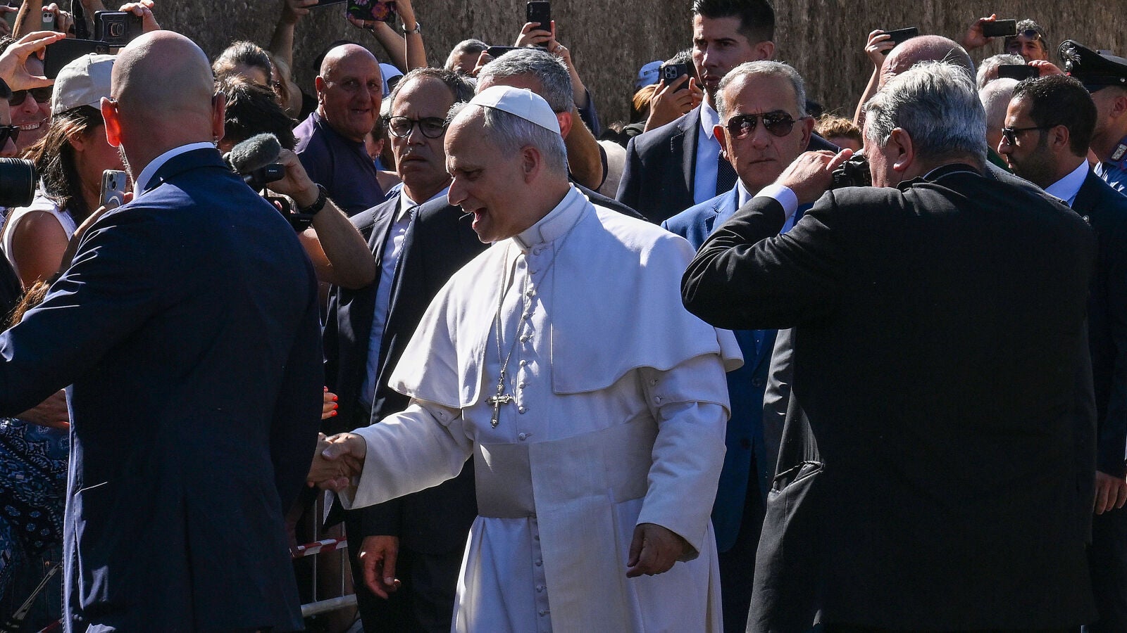 El Papa León XIV pide 