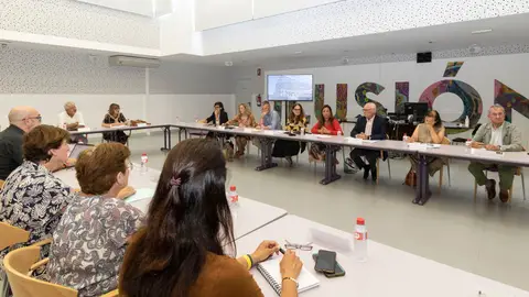 La consejera de Inclusión Social, Juventud, Familias e Igualdad, Begoña Gómez del Río, preside el primer Consejo de Personas Mayores de Cantabria La consejera de Inclusión Social, Juventud, Familias e Igualdad, Begoña Gómez del Río, preside el primer Consejo de Personas Mayores de Cantabria