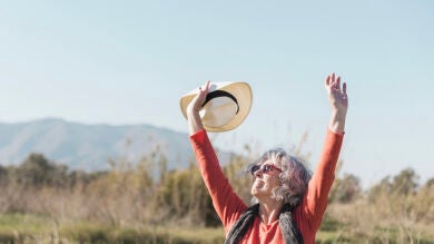 Especialistas advierten sobre la importancia de prevenir el déficit de vitamina D en personas mayores